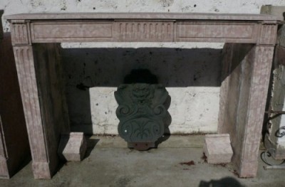 Vintage Louis XVI pink stone - Antique fireplaces