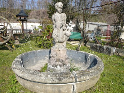 GARDEN FOUNTAIN - Garden antiquities